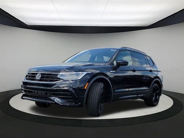 2024 Volkswagen Tiguan SE R-Line Black