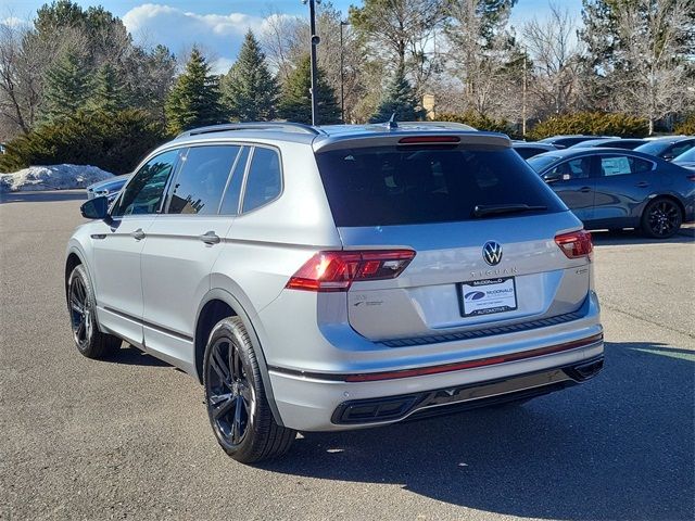 2024 Volkswagen Tiguan SE R-Line Black