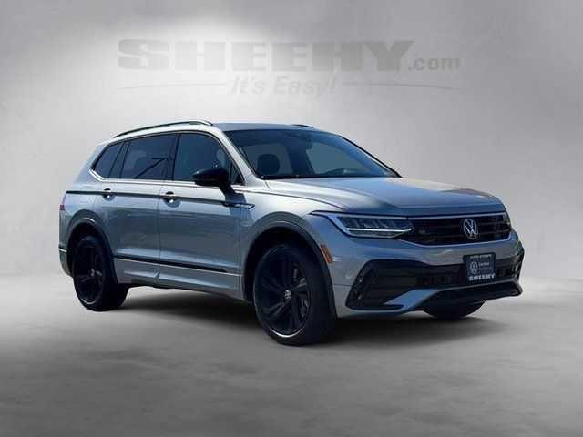 2024 Volkswagen Tiguan SE R-Line Black