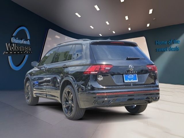 2024 Volkswagen Tiguan SE R-Line Black