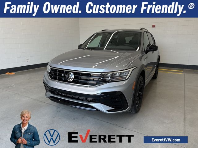 2024 Volkswagen Tiguan SE R-Line Black