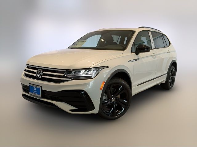 2024 Volkswagen Tiguan SE R-Line Black