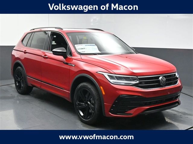 2024 Volkswagen Tiguan SE R-Line Black