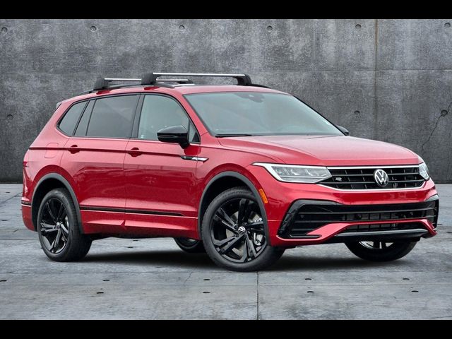 2024 Volkswagen Tiguan SE R-Line Black