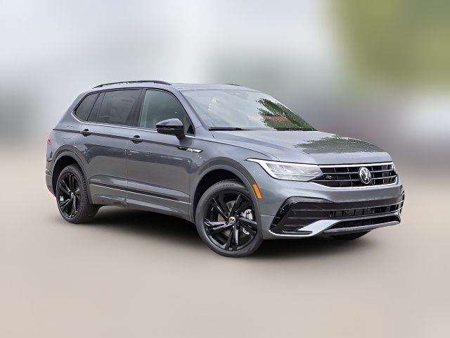 2024 Volkswagen Tiguan/Taos SE R-Line Black