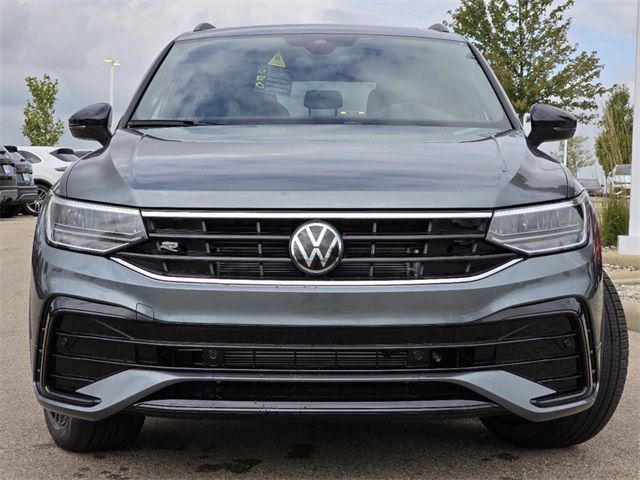 2024 Volkswagen Tiguan/Taos SE R-Line Black