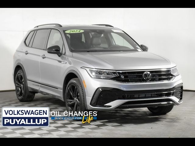 2024 Volkswagen Tiguan SE R-Line Black