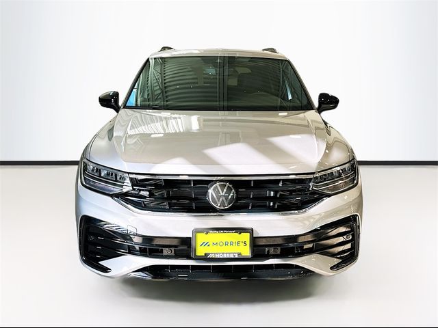 2024 Volkswagen Tiguan/Taos SE R-Line Black