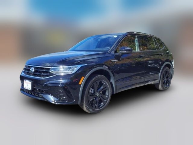 2024 Volkswagen Tiguan SE R-Line Black