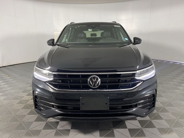 2024 Volkswagen Tiguan/Taos SE R-Line Black