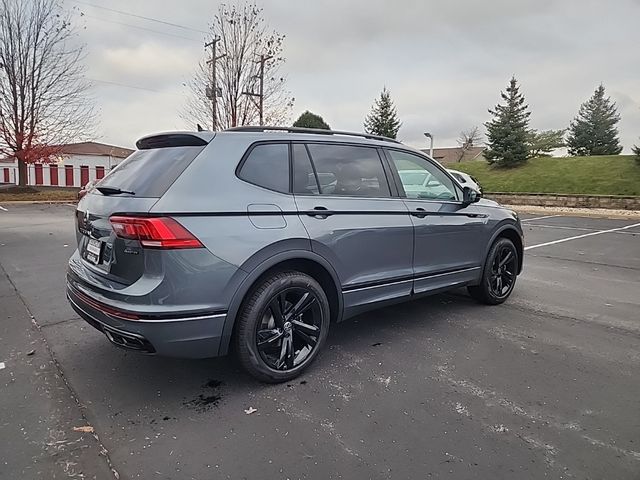 2024 Volkswagen Tiguan/Taos SE R-Line Black