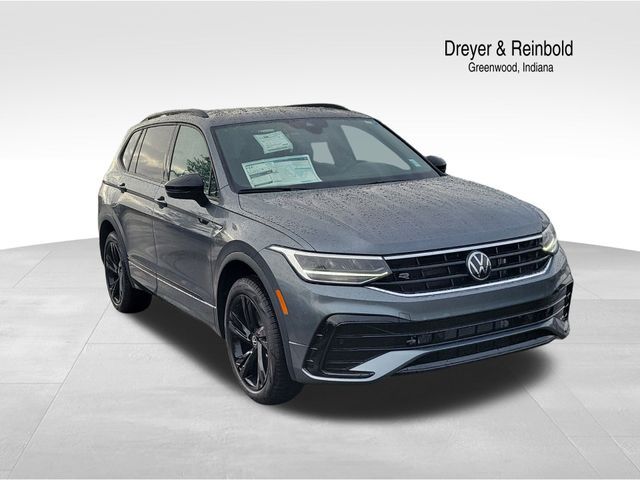 2024 Volkswagen Tiguan SE R-Line Black