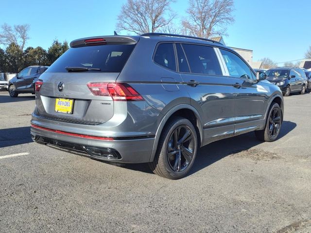 2024 Volkswagen Tiguan SE R-Line Black