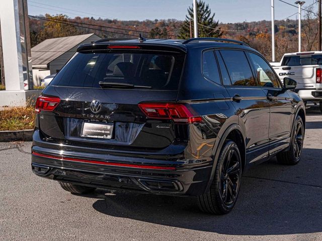 2024 Volkswagen Tiguan/Taos SE R-Line Black