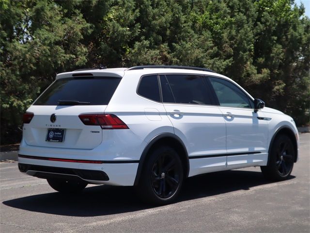 2024 Volkswagen Tiguan SE R-Line Black