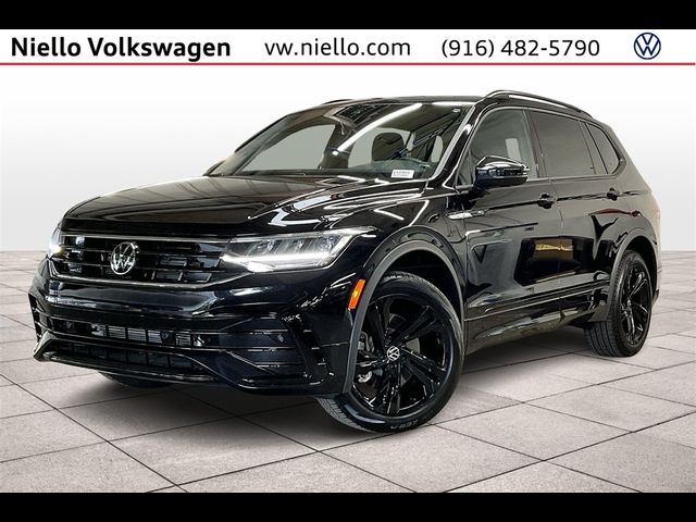 2024 Volkswagen Tiguan SE R-Line Black