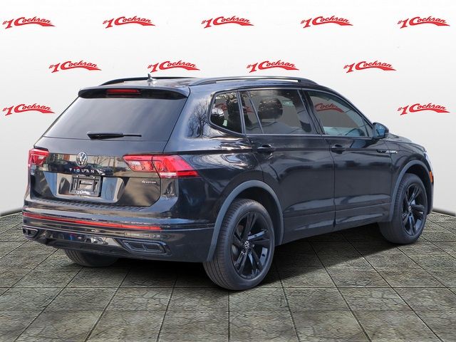 2024 Volkswagen Tiguan SE R-Line Black