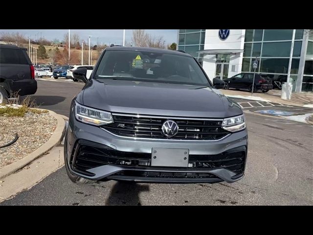 2024 Volkswagen Tiguan SE R-Line Black