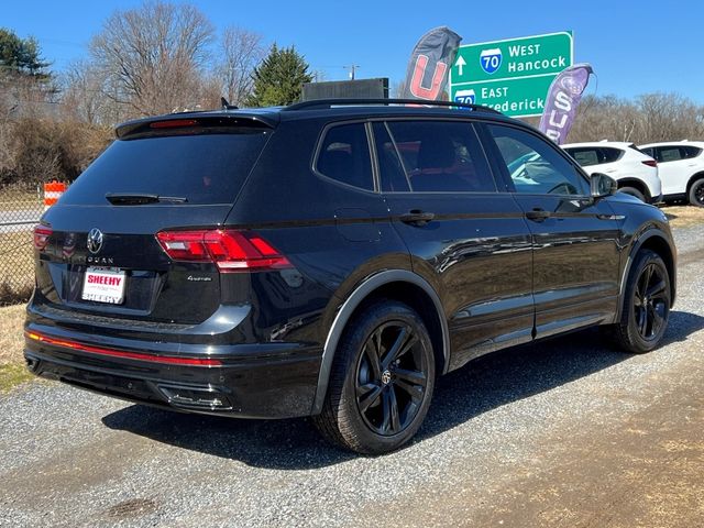 2024 Volkswagen Tiguan SE R-Line Black