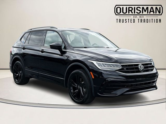 2024 Volkswagen Tiguan SE R-Line Black