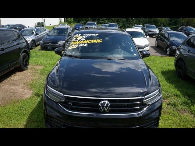 2024 Volkswagen Tiguan SE R-Line Black