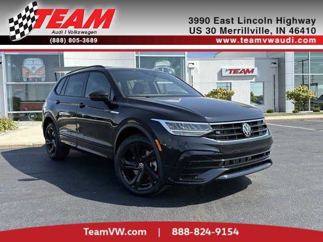 2024 Volkswagen Tiguan SE R-Line Black