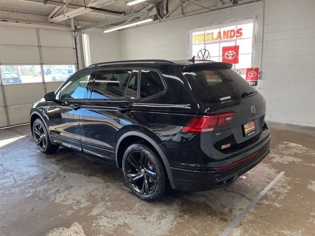 2024 Volkswagen Tiguan SE R-Line Black