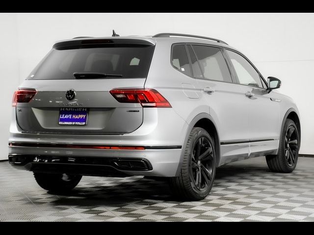 2024 Volkswagen Tiguan SE R-Line Black