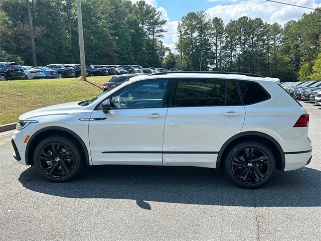 2024 Volkswagen Tiguan/Taos SE R-Line Black