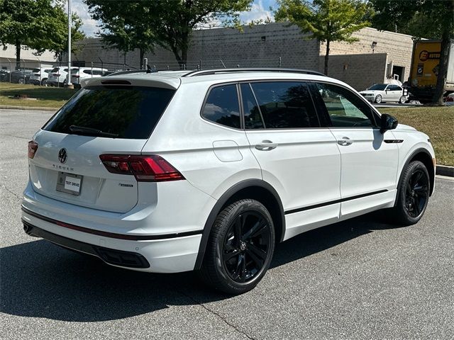 2024 Volkswagen Tiguan/Taos SE R-Line Black