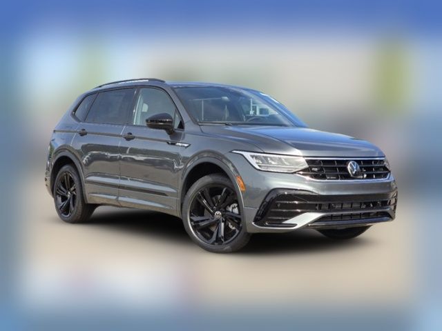 2024 Volkswagen Tiguan SE R-Line Black