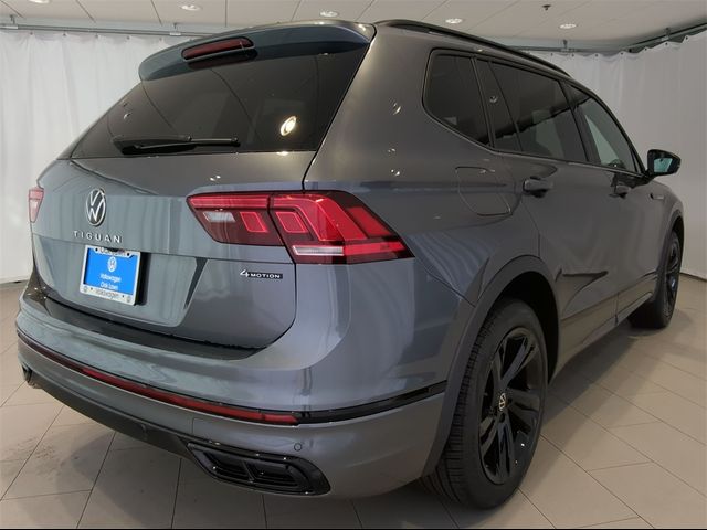 2024 Volkswagen Tiguan SE R-Line Black