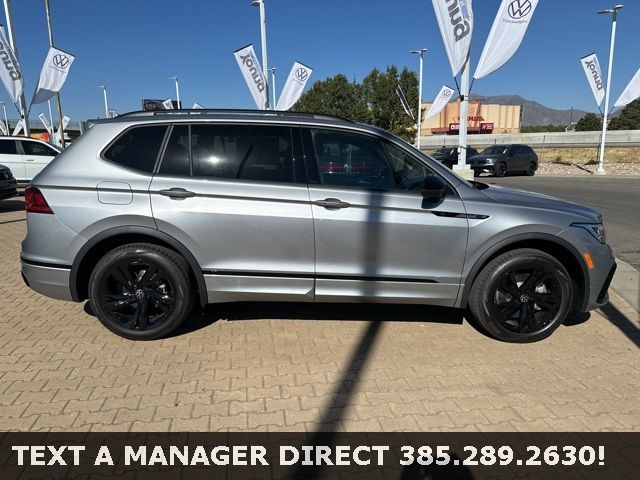 2024 Volkswagen Tiguan SE R-Line Black