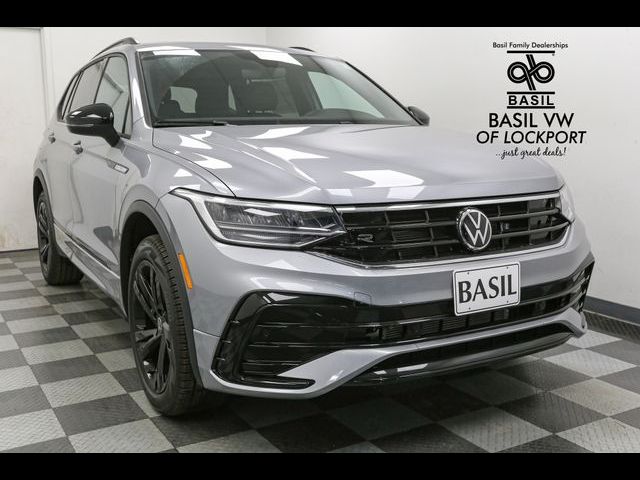 2024 Volkswagen Tiguan SE R-Line Black