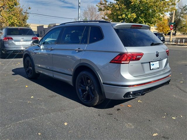 2024 Volkswagen Tiguan SE R-Line Black