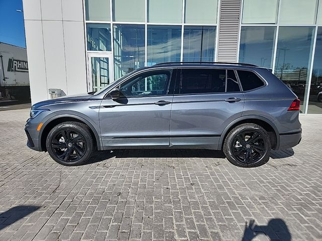 2024 Volkswagen Tiguan/Taos SE R-Line Black