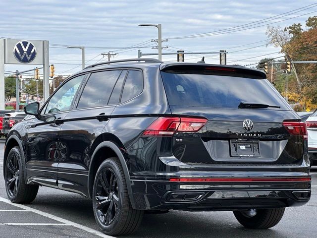 2024 Volkswagen Tiguan/Taos SE R-Line Black