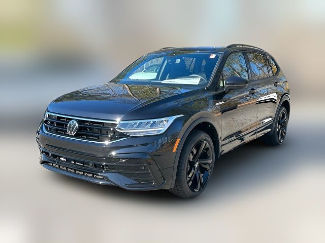 2024 Volkswagen Tiguan SE R-Line Black