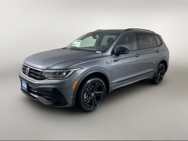 2024 Volkswagen Tiguan/Taos SE R-Line Black