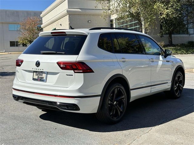 2024 Volkswagen Tiguan SE R-Line Black