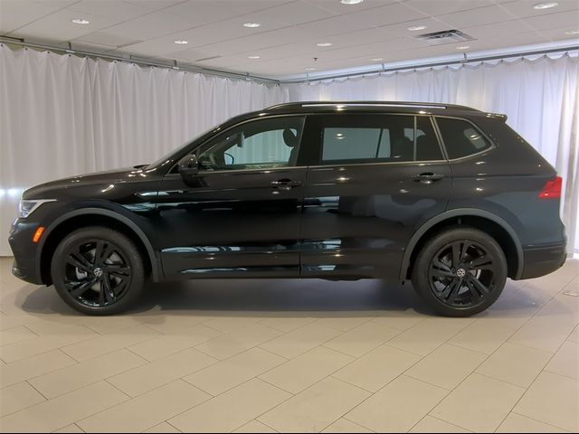 2024 Volkswagen Tiguan SE R-Line Black