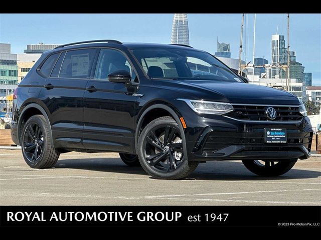 2024 Volkswagen Tiguan SE R-Line Black