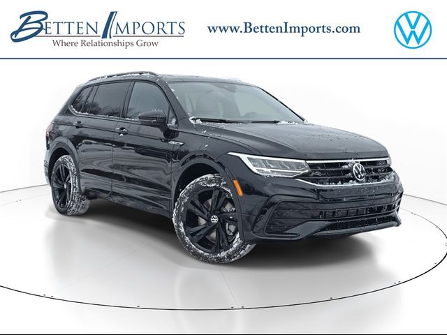 2024 Volkswagen Tiguan SE R-Line Black