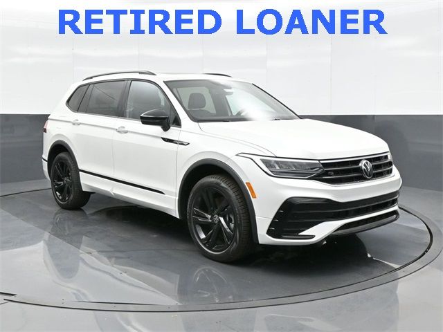 2024 Volkswagen Tiguan SE R-Line Black