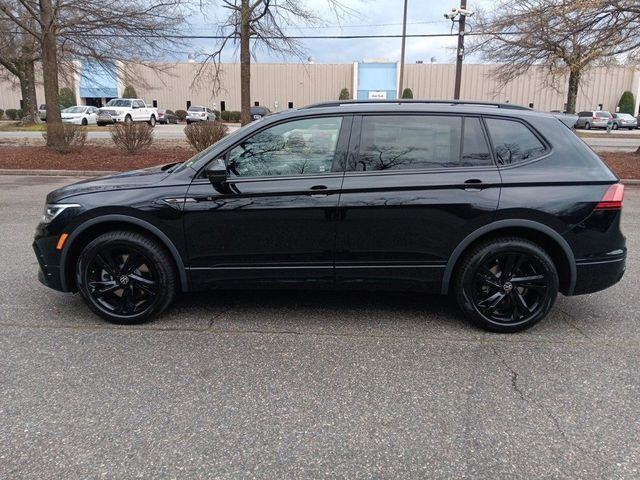 2024 Volkswagen Tiguan SE R-Line Black