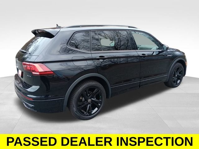 2024 Volkswagen Tiguan SE R-Line Black