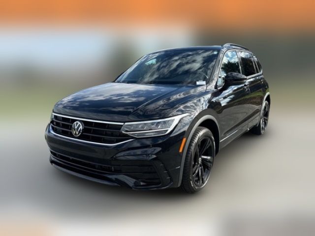 2024 Volkswagen Tiguan SE R-Line Black