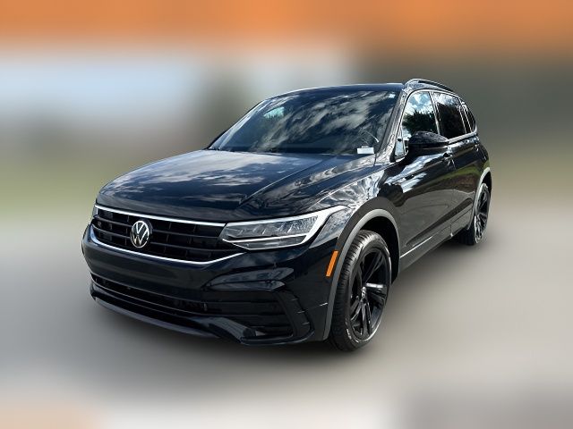 2024 Volkswagen Tiguan SE R-Line Black