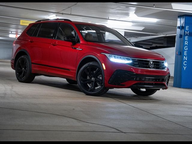 2024 Volkswagen Tiguan SE R-Line Black