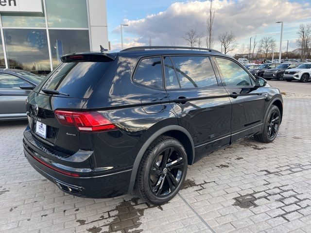 2024 Volkswagen Tiguan SE R-Line Black